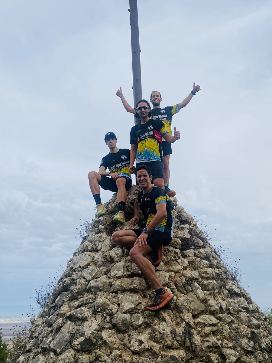meleromj's tweet photo. En la Cruz Del Valle, territorio TRAIL; tirada ritmo amigo-amigo, sin hachazos…
18k 840m+
#runningvejer #quedadadelosmiercoles https://t.co/HKl4h0mnyG
