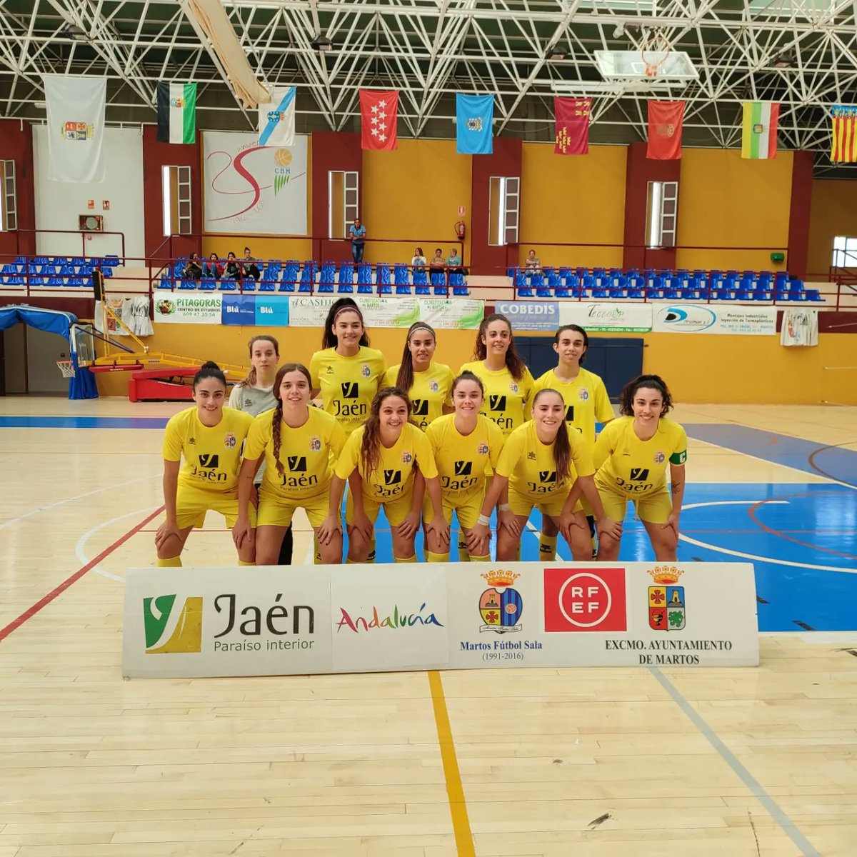 MartosFSF's tweet photo. Liga provincial
MFS 4 - 3 LCF
Partidazo vivido en el pabellón de la juventud.
#somosfutsalfem
#somosMFS
💛🌩️🍍 https://t.co/qI3ZU8rHgX