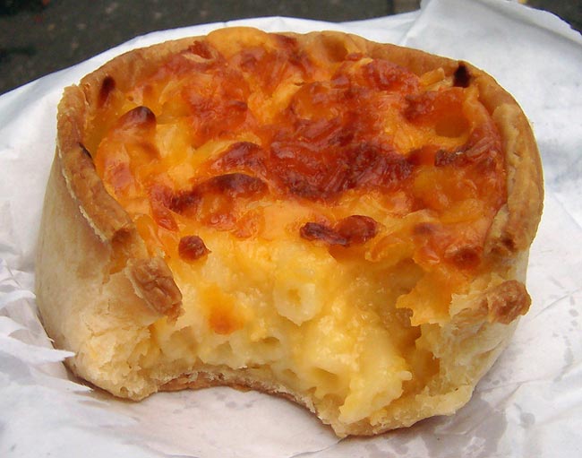 @ottocrat Don't judge it until you've tried the macaroni pie variant.🤨