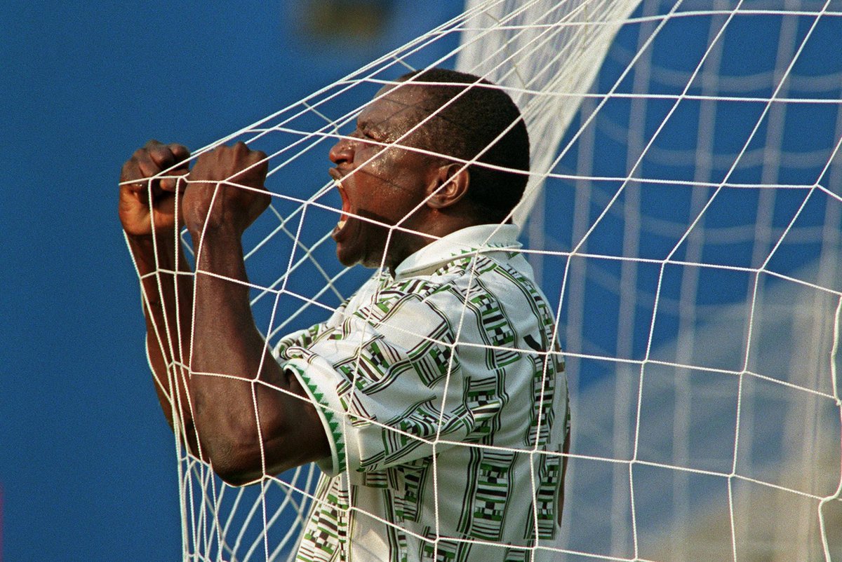 thenff's tweet photo. Happy posthumous birthday to our legend, Rashidi Yekini https://t.co/hWmSOWu16a