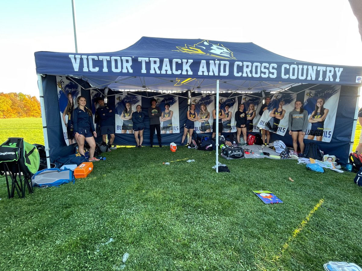 VictorBLDevils's tweet photo. We 🫶 Our Seniors!
Congratulations to the Victor Cross Country #Classof2023 Student-Athletes at Saturday’s MCPSAC Championship!
📸 by Mr. Carey 🙏 https://t.co/BzDhaI2RnG