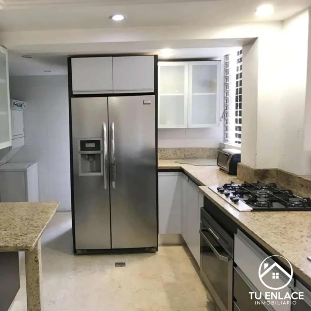 RealtorFlorimer's tweet image. Tenemos el apartamento que estabas esperando en Cumbres de Curumo142m²
3hab+1serv/ 3baños y 1/2 / 2 pe (1techado) Totalmente Actualizado 130.000$ escribe para mayor información