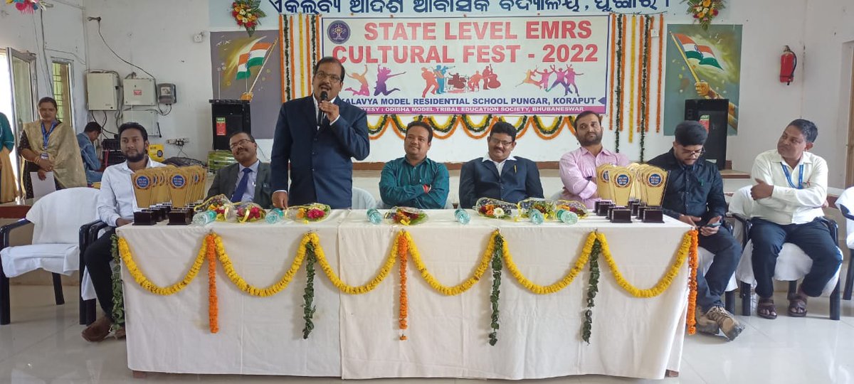 DwoKoraput's tweet photo. State Level EMRS Cultural Fest'2022 @emrs_pungar       ended with the felicitation ceremony to winning students, encouraging them to create their future with right attitude &amp; ignited dreams. @dmkoraput @stscdev @stscotds https://t.co/gHfqiE20KD