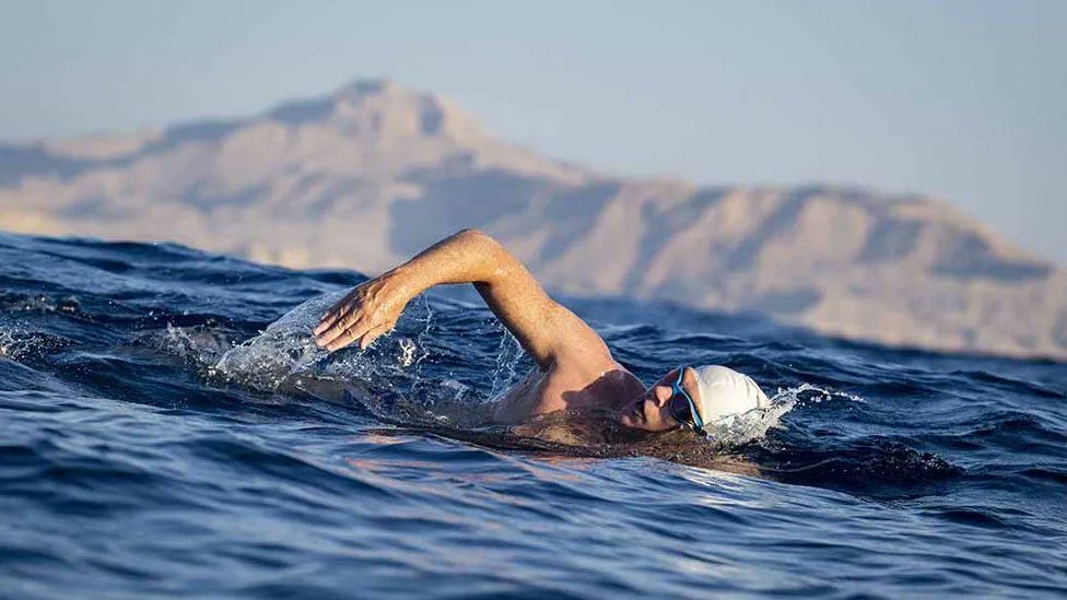 90% of coral reefs will disappear if global temperatures rise by 1.5C. Ahead of #COP27 UNEP's Patron of the Oceans @lewispugh is swimming across the Red Sea, calling on governments to cut their greenhouse gas emissions to save corals. 📷EMPICS bbc.in/3yVaJTw