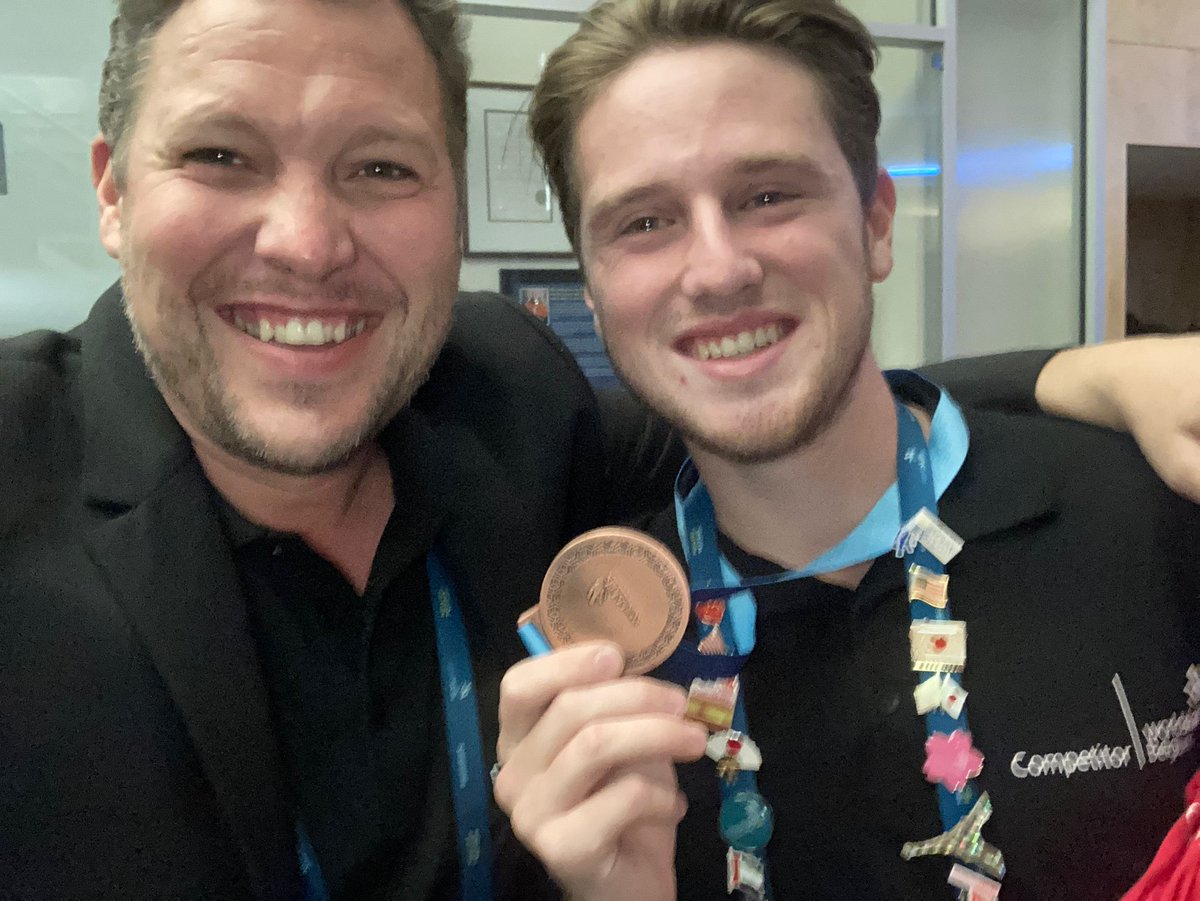 HE DID IT!!
Kilian Bovée revient en Belgique avec 1 médaille d'Excellence! 🏅
Il fait partie des 10 meilleurs soudeurs du monde !

Bravo à son Expert Raphael Colle, à @Technicitybrussels <a href="/TechnoCampusBe/">TechnoCampus.Be 🇧🇪 #Gosselies #Mons #Strepy</a> (WorldSkills Belgium Training Centers) et <a href="/LincolnElectric/">Lincoln Electric</a> pour le soutien 🇧🇪