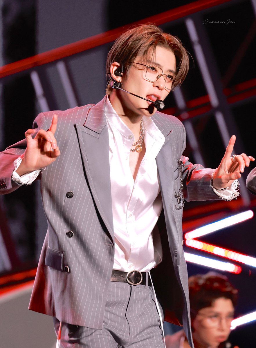 jaehyun pics tweet media