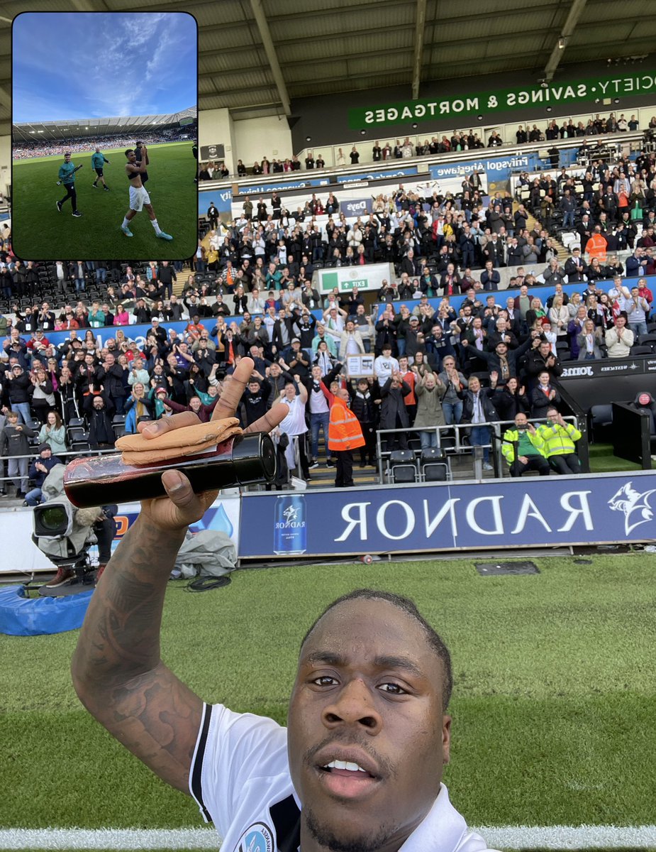 SwansOfficial's tweet image. GET IN 😍