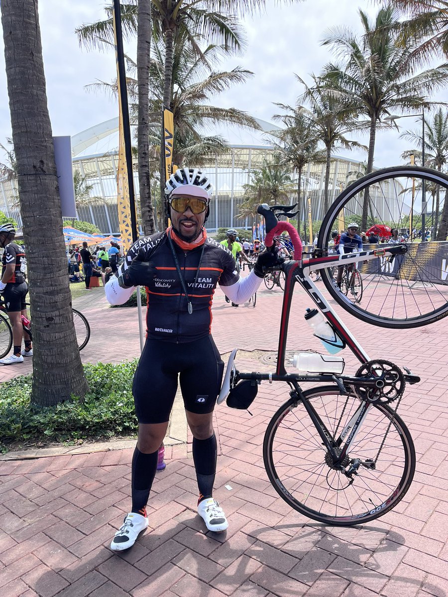 106km’s done and dusted 

Let me first take the moment to appreciate and thank the support given today.

#travel #nightlife #happy #beauty #hashtagexpert #dark #friends #bhfyp @funkypantssa <a href="/Vitality_SA/">Discovery Vitality</a>