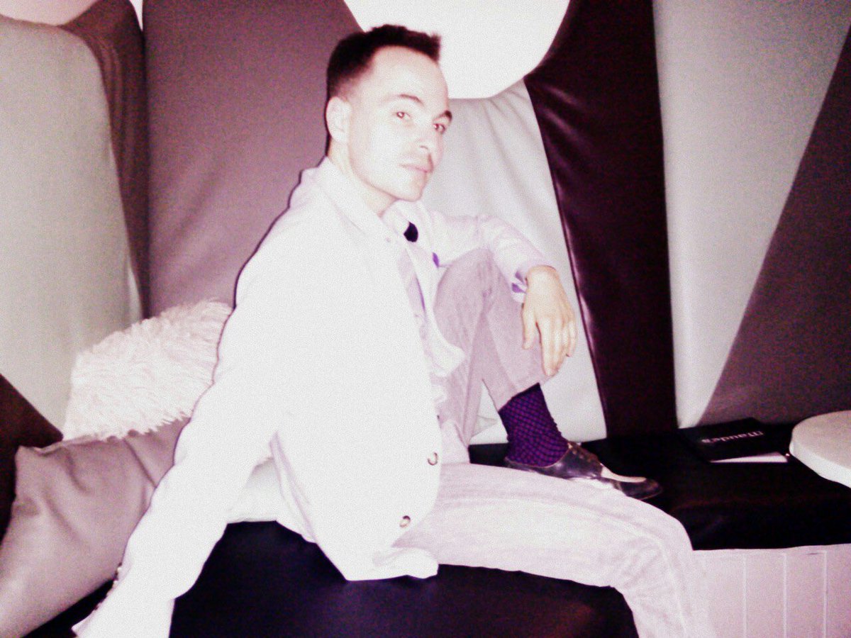 tickerbroken's tweet image. 