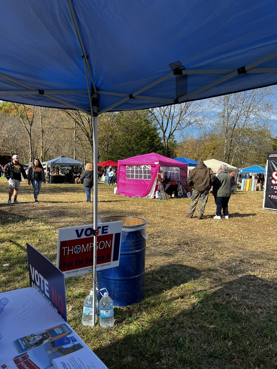 Day 2 of Del Rio days also Mountain Makins in Morristown today. Time to go spend a glorious day in District 9!