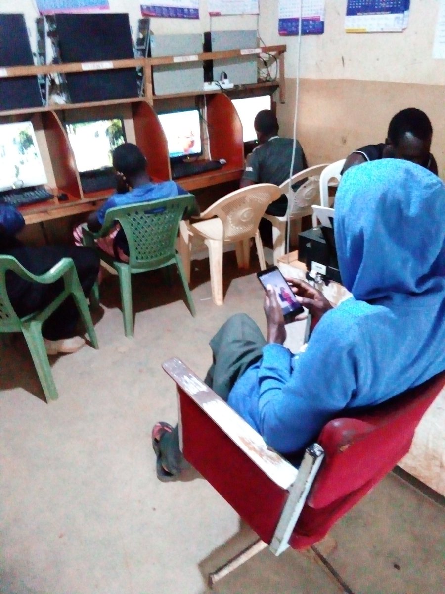 JoackimOyugi's tweet photo. Hii ndo ile jeshi unihelp ku promote biz kwa online platform na pia opportunities fiti zikitokea wao uni-alat asap tule wote.
l believe kwa friends wenye wanakuhelp, promote na advice on your daily hustle. Negative minds "Is No" #ShujaazTalk https://t.co/DWVmdnN8nG