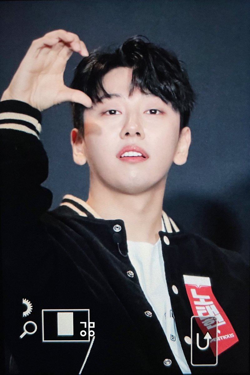 221023 SMF 리스펙 스테이지 ✧

𝗽𝗿𝗲𝘃𝗶𝗲𝘄

🫶🏻

#노태현 #ROHTAEHYUN
#엠비셔스 #MBITIOUS
#스맨파 #SMF