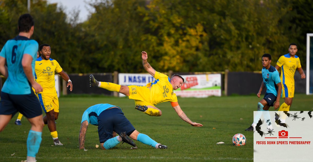 focussports98's tweet photo. 22/10/22- Matchday action in the first round of the FA Trophy, as @TiviFCofficial faced @RadfordFC64 Rest of the photos on the @grifftersworld link https://t.co/6x0JnyC9St https://t.co/W1HcTT3r2H