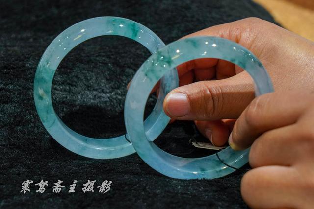 美人如玉剑如虹