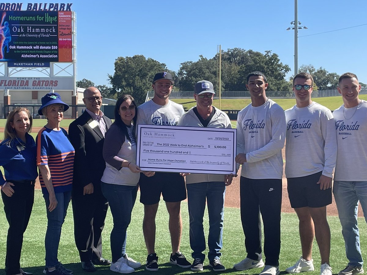JPTULL's tweet photo. #causemarketing Big thx to our @FLGatorsSP @Learfield partners at #oakHammock for sponsoring ‘22 @GatorsBB #homeRuns4Hope to benefit @alzcnfl. Thx coach O’Sullivan &amp;the guys for taking part in the check presentation last week. #goodstuff #goGators @GerreReynoldsVO @JeffCardozoUF https://t.co/jnBrTHId0b