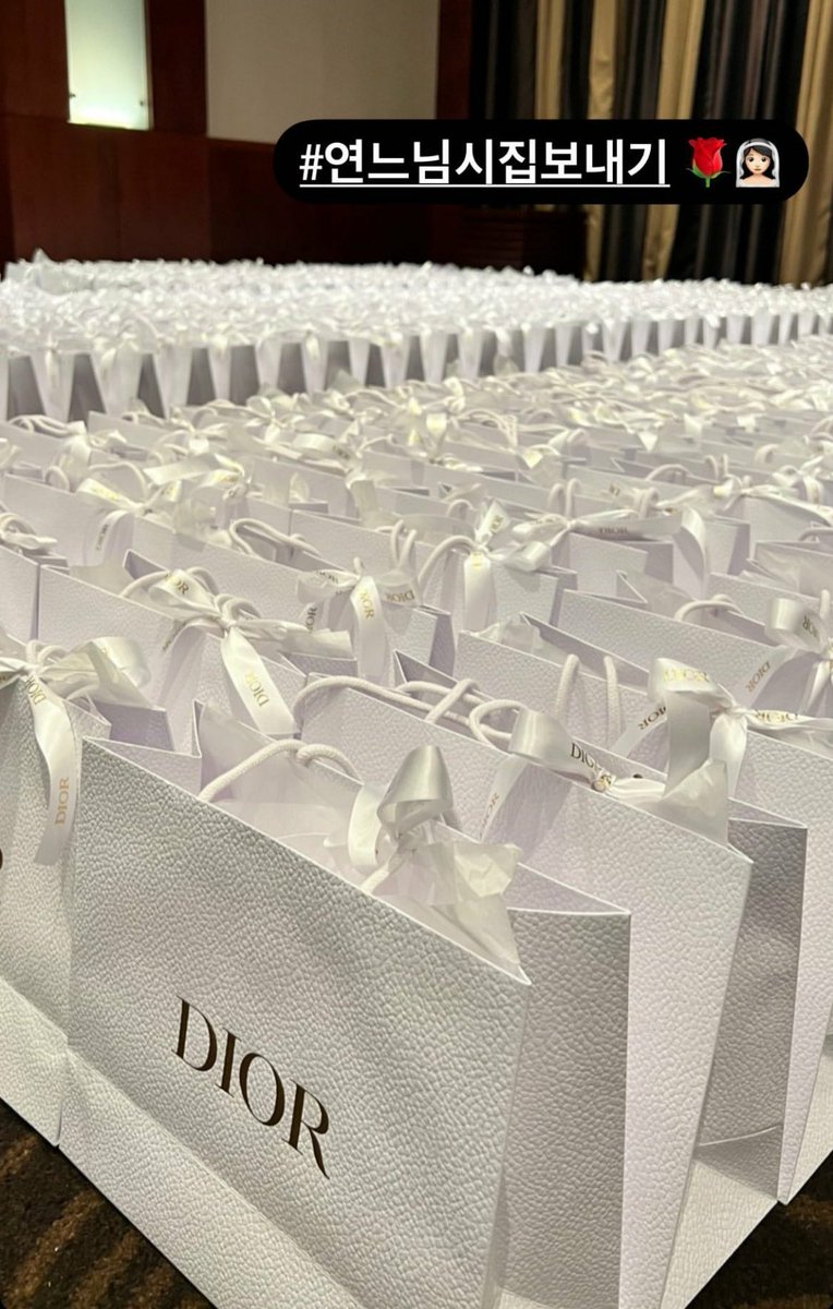 ของที่ระลึกงานแต่พี่ยูนากับพี่อูริม ปังทากกกก