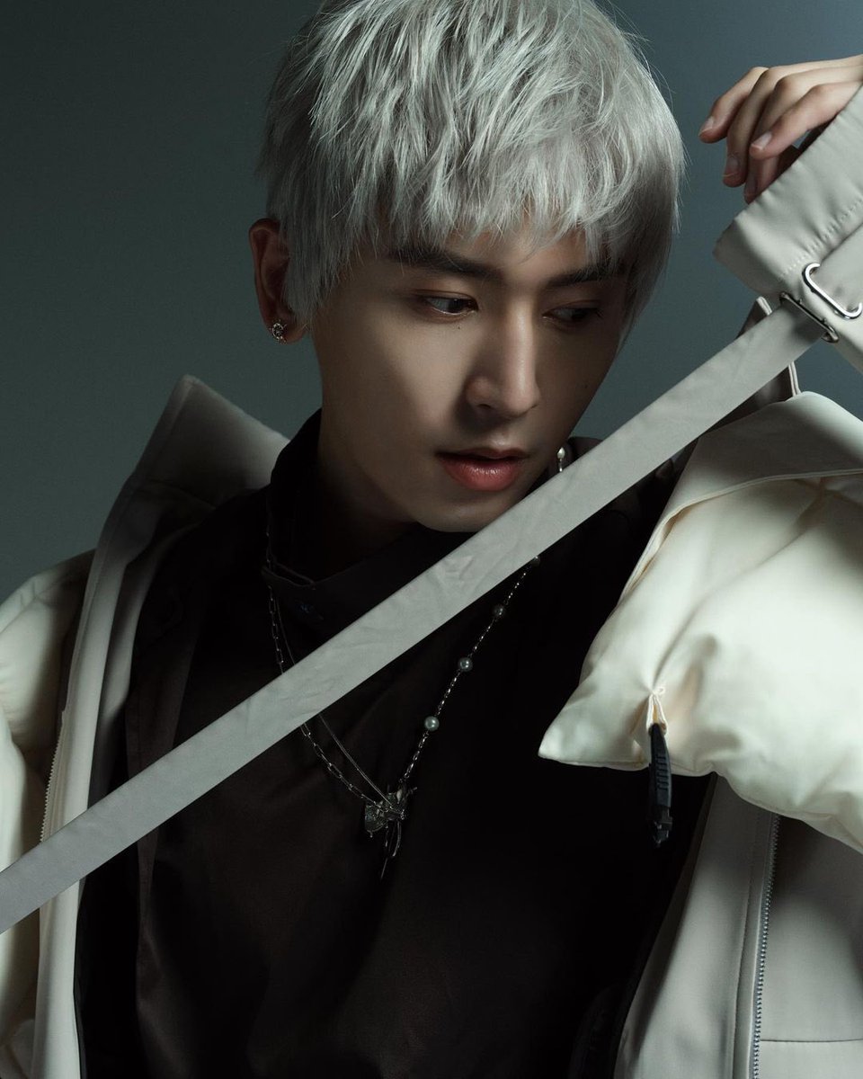 prouderr's tweet photo. ฮรืออออ สุดหล่อของหนู
😍😍😍 https://t.co/huq2UWK0RX