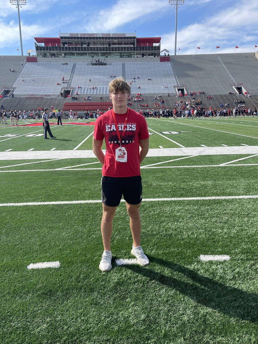 Ryan Crompton (@ryancrompton26) on Twitter photo Had a great time <a href="/MiamiOHFootball/">Miami Football</a> with @LuaniToto thank you <a href="/Martin_Miami_HC/">Chuck Martin</a> @RedHawksRecruit <a href="/Tom_Grippa/">Coach Tom Grippa</a> <a href="/Jimmy_Grippa/">Coach Grippa</a> Had a great time <a href="/MiamiOHFootball/">Miami Football</a> with @LuaniToto thank you <a href="/Martin_Miami_HC/">Chuck Martin</a> @RedHawksRecruit <a href="/Tom_Grippa/">Coach Tom Grippa</a> <a href="/Jimmy_Grippa/">Coach Grippa</a>