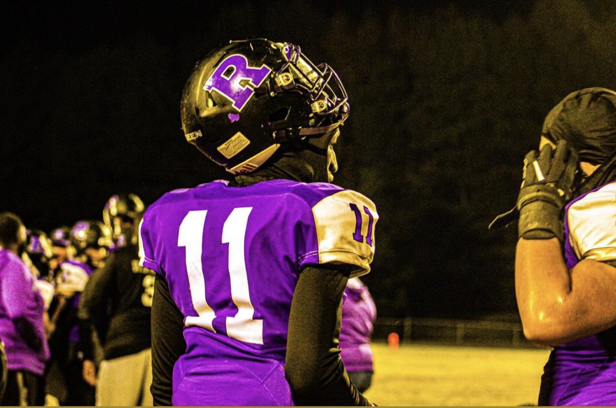 _CoachGreene_'s tweet photo. #LockedIn #Reloaded @RiversideFootb2 @athleticsRHS_nc https://t.co/S8Oc5pRouV