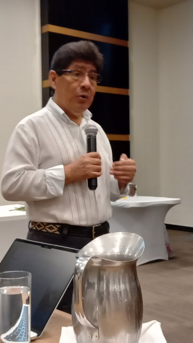 DonaldDrojas's tweet photo. Panamá 23 octubre, PRECOP BIODIVERSIDAD Ramiri Batzin Copresidente del FIID modera el segundo sobre los resultados grupos de trabajo del MGB post 2020 https://t.co/INyF88mCbD
