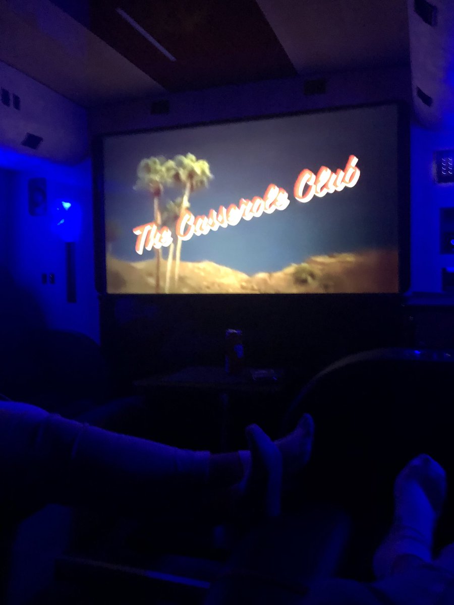 With tourbus  is better? The one with nightmare on elm street or ours??? Can you help this girl out?? <a href="/kevinrichardson/">Kevin Richardson</a>