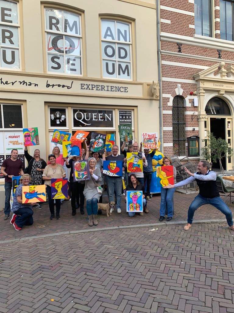 Jeroen van Doornik (@markantus) on Twitter photo Het was weer beregezellig bij de workshop Brood-style in het <a href="/H_BroodMuseum/">HermanBroodMuseum</a>
5 november is er wéér een workshop.
hermanbroodmuseum.nl/products/5-nov…
#hermanbrood #workshop #zwolle #kunst #schilderij Het was weer beregezellig bij de workshop Brood-style in het <a href="/H_BroodMuseum/">HermanBroodMuseum</a>
5 november is er wéér een workshop.
hermanbroodmuseum.nl/products/5-nov…
#hermanbrood #workshop #zwolle #kunst #schilderij