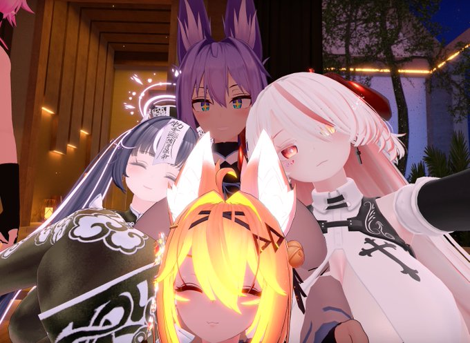 昨日はデカくて𝑪𝒖𝒕𝒆なふれんどさんの高密度空間で寿命が伸びたりはじめてVRでお会いできた人がいたりと充実のVRCデーでした!🦊✨ 