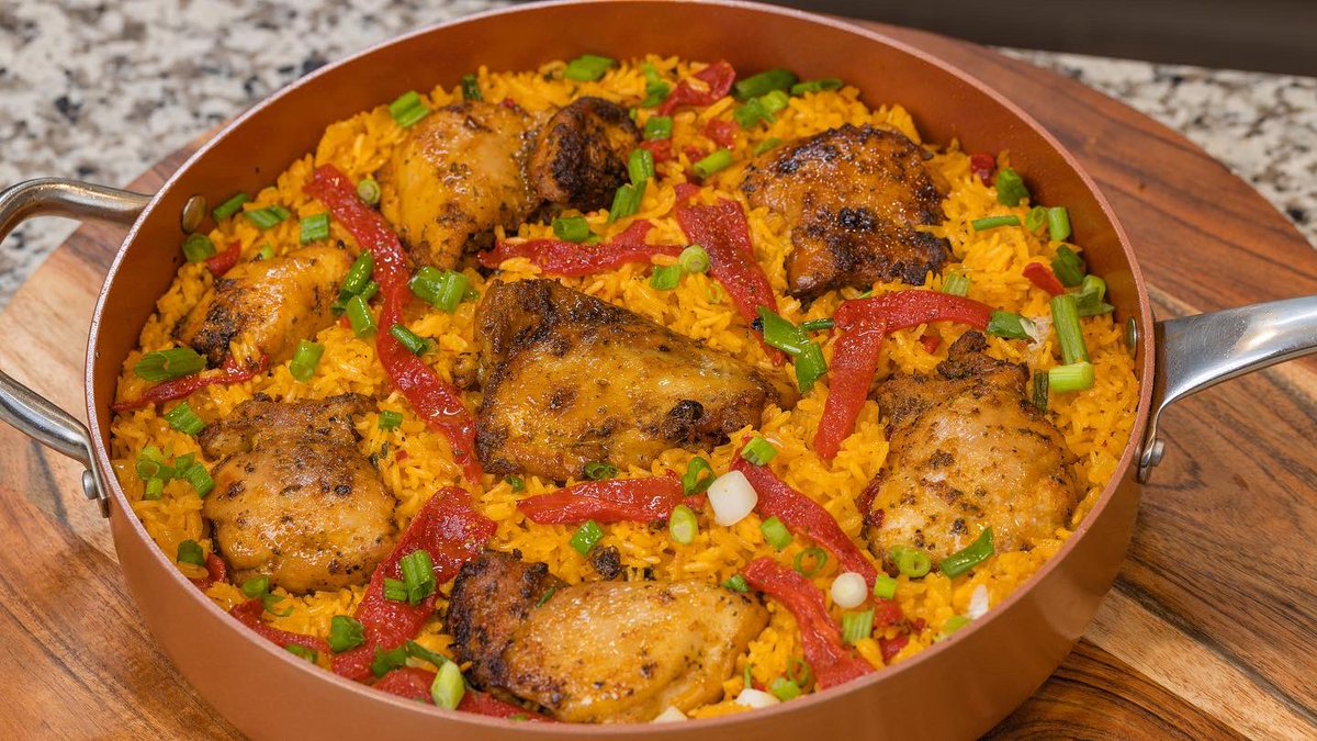 CookingwithRody's tweet photo. Subiendo mi video de la semana!!! #arrozestiloespañol #spanishrice #spanishricerecipe #recetadearrozconpollo #recetadearrozespecial #arrozconpresasdepollo #arrozconpollo #cookingwithrody #thruvisualmedia #spanishfood #spanishfoodie #foodie #foodiesofinstagram #foodieofyoutube https://t.co/dqHOm4DyMt