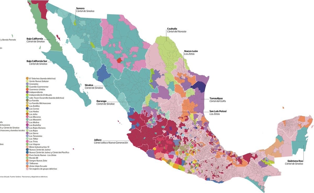 silbermeza's tweet photo. El 72% del país está ocupado por uno o más cárteles del narcotráfico. La primera minoría en territorio es la del Cártel de Sinaloa, la segunda es del CJNG. Después el Golfo. El documento se hizo con decenas de reportes militares obtenidos en los #GuacamayaLeaks. https://t.co/cVSBfc6Kde