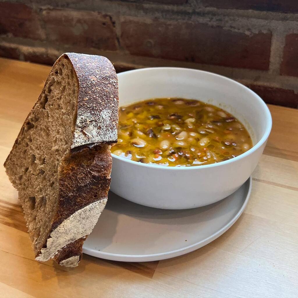 Pancetta and beans are back! Perfect for a dreary day, these delicious brothy beans come with a hunk of fresh bread. Get in here. #phillyeats #phillybaker #eastpassyunk #bbga #breakfast #wholegrain #wholewheat 
#bread #toast #breadbosses #crust  #bre… instagr.am/p/CkDw2gnu4Ai/
