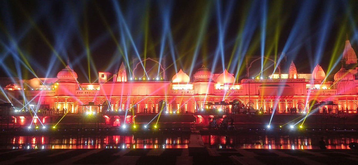 himantabiswa's tweet photo. राजा रामचंद्र की जय! 

Historic moment in Ayodhya as Adarniya PM Shri @narendramodi ji joins the people of Ayodhya, decked up with 15 lakh diyas, to celebrate the return of Maryada Purushottam Shri Ram this day.

May Prabhu Ram bless everyone with peace &amp; prosperity.

#JaiShriRam https://t.co/w6sOAJo1Iw