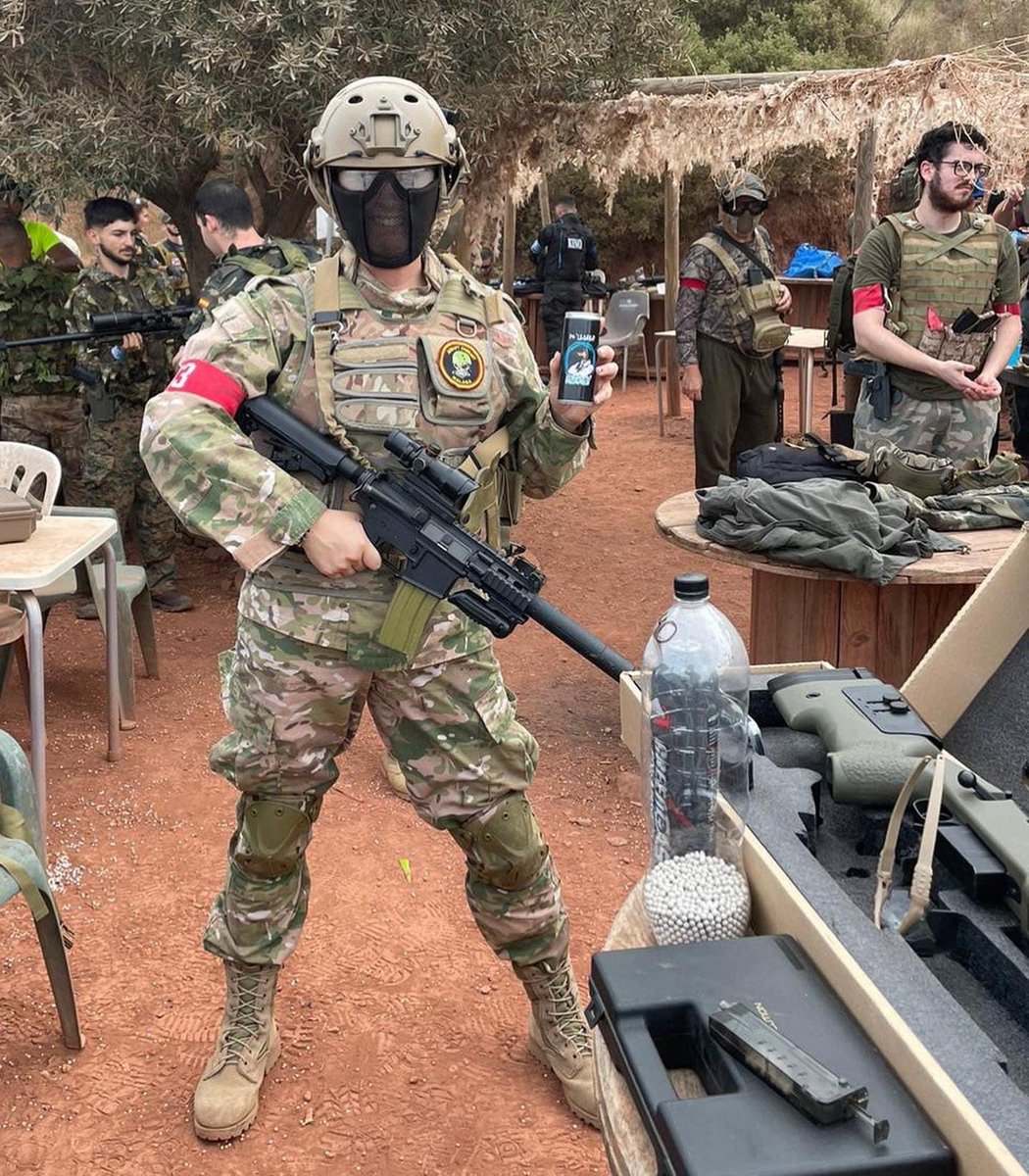 paladrar_'s tweet photo. En Campanillas hemos estado presente en una jornada de #airsoft 
Agradecer a @zona_ceta_airsoft el trato recibido 
Ha sido una experiencia intensa y satisfactoria, eso si, hay que coger energía y para eso nuestro @paladrarenergy es la mejor opción. 
#airsoft #energy #mision https://t.co/yDxMsePmH9