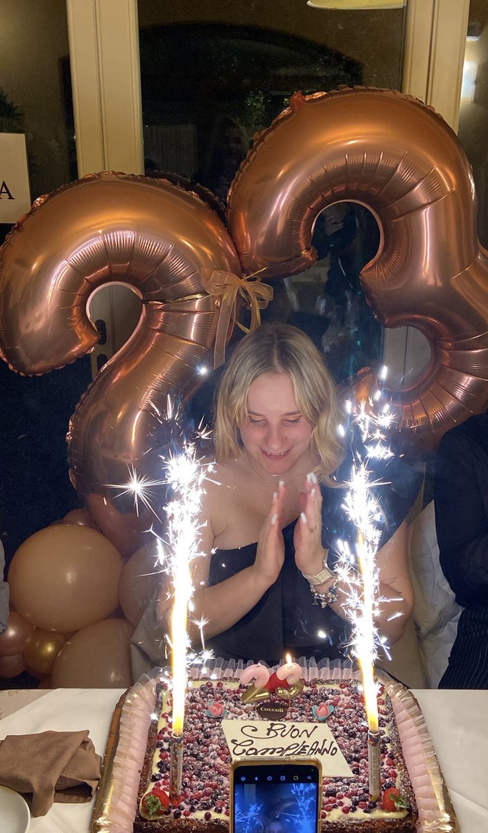 JadeOnePunch tweet media