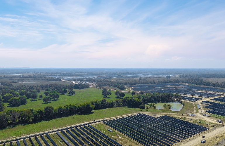 Lightsource bp’s 130-MW Black Bear Solar project powering Alabama utilities
solarpowerworldonline.com/2022/10/lights…
#solar #solarproject #solarnews