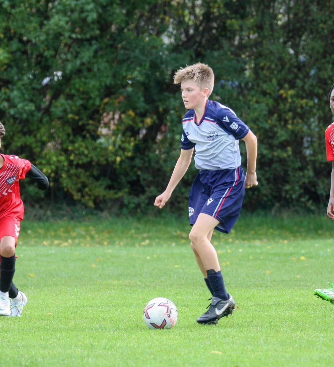 MillbrookU13JPL's tweet photo. A frustrating draw for the boys, but taking the positives and learning from our mistakes 🙌 onwards &amp; upwards - all about development! 
#upthedockers
#jpl 
#development 
#football 
📸 @FletcherFPhotos https://t.co/h5CELgYXwH