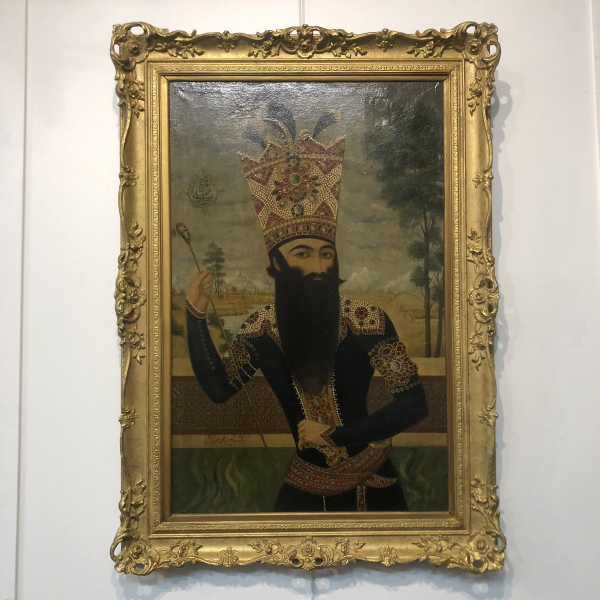 FionaxWhite's tweet photo. A trip to Roseberys auction house on a Sunday morning.Antiquities, Islamic &amp; Indian Arts. Little treats. https://t.co/njrfUN9DQR