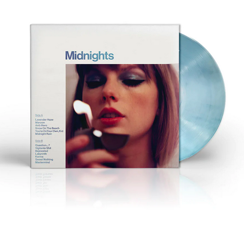 WORLDMUSICAWARD's tweet photo. #TaylorSwift's #Midnights has sold over 400,000 vinyl copies in the US, breaking HarryStyles' record for biggest vinyl album sales in a single week in history (182,000)!💪🐐👑💛 https://t.co/PlM8r1dq9N