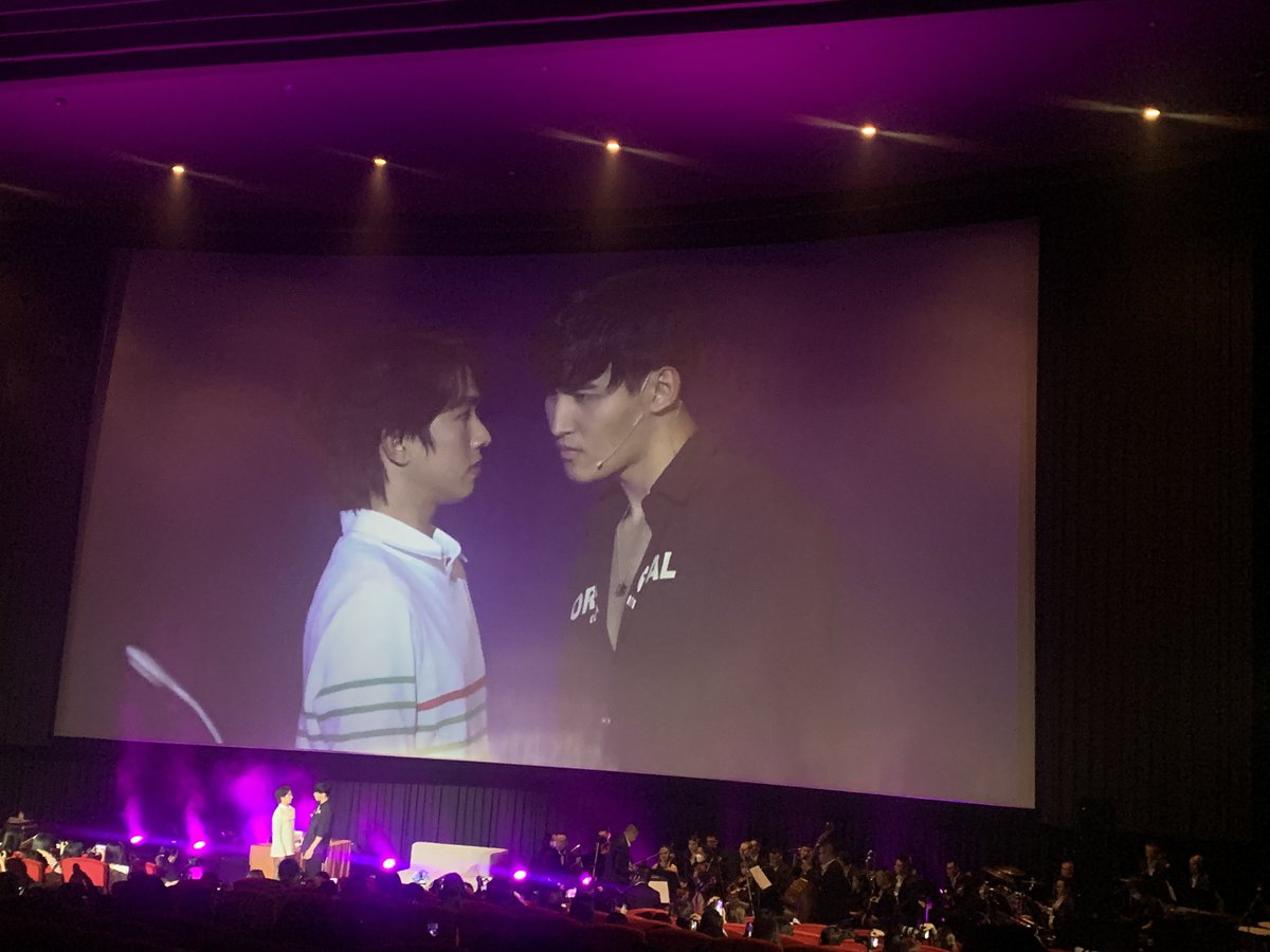 deungdoneCH's tweet photo. ได้ดูสดๆแล้วปลื้มปริ่ม 🥺 ตัวละครที่เราดูมาหลายเดือนมาแสดงให้ดูสดๆเลย น้องๆเก่งกันมากๆ ประทับใจ~👏🏻👍🏻 #LoveAt9FinalEpisodeMeet https://t.co/i1ww1Gupqr