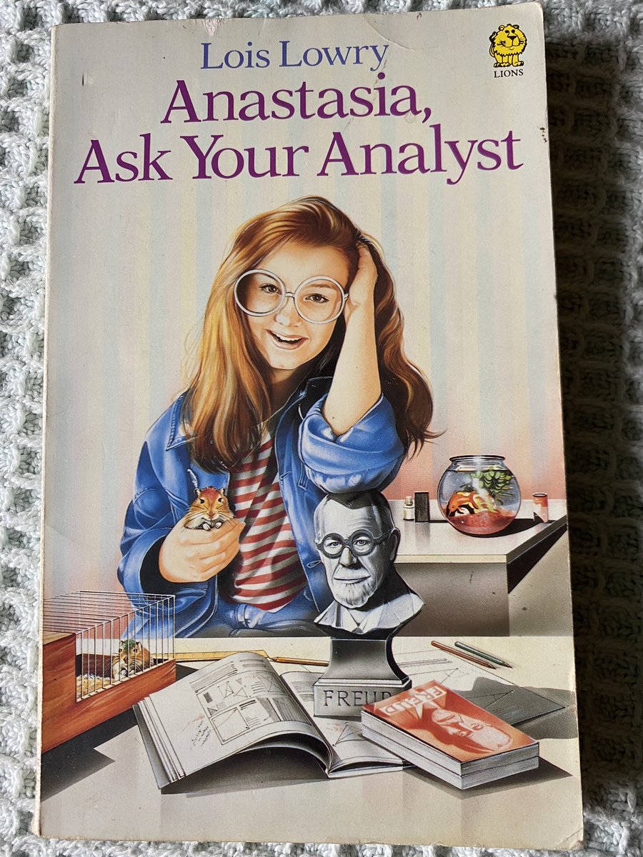 EleanorMaxfield's tweet photo. Finally… I used to love these books as a kid, but in hindsight, things escalated pretty quickly for Anastasia! https://t.co/lVMJEWgAKm