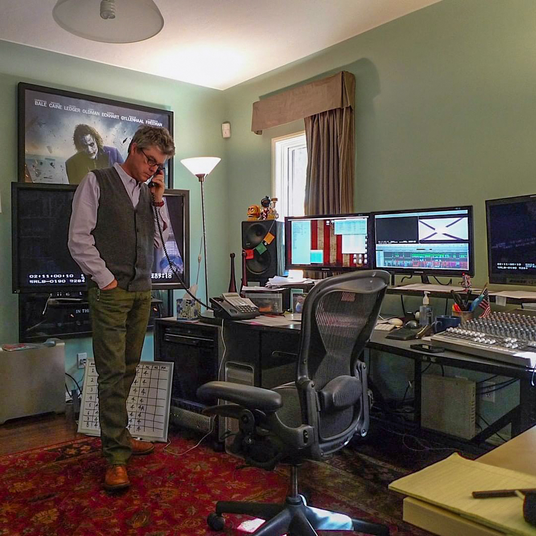 MediaComposer's tweet photo. 🎬 John Lee, first assistant editor of Nolan's Batman trilogy
📷 https://t.co/VoEFSguf7H
▶️ https://t.co/LipAQm50qM
⠀
#batman #nolan #christianbale #trilogy #postprodcution #mediacomposer #avid https://t.co/L8GfxGo4Sc