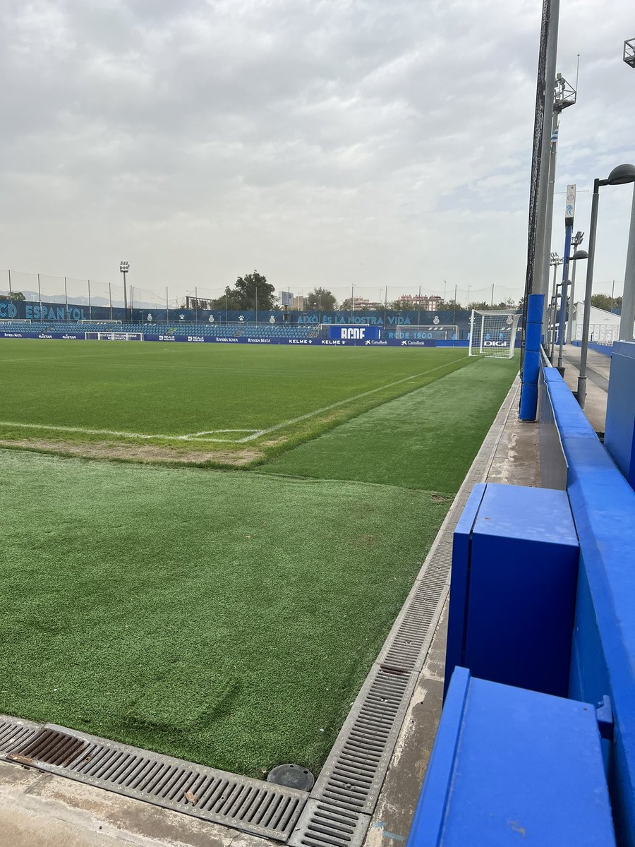 IanBiggadike's tweet photo. Day 1 - Training in partnership with RCD Espanyol at their training ground
Great effort by all #footballtours #gkicon. https://t.co/wN6g97YUwd