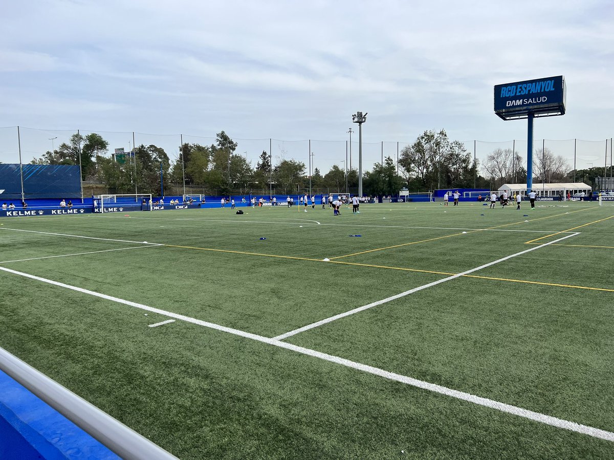 IanBiggadike's tweet photo. Day 1 - Training in partnership with RCD Espanyol at their training ground
Great effort by all #footballtours #gkicon. https://t.co/wN6g97YUwd
