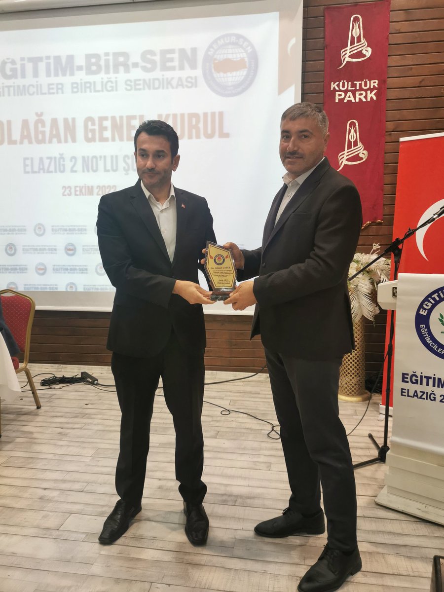 ebselazig2's tweet photo. Şubemizin 3. Döneminde yapmış oldukları hizmetlerinden ve emeklerinden dolayı @njdtgl, @Muhammetfirat85 ve @AhumarUmar 'a şükranlarımızı sunarız. https://t.co/emnvLTqZwb