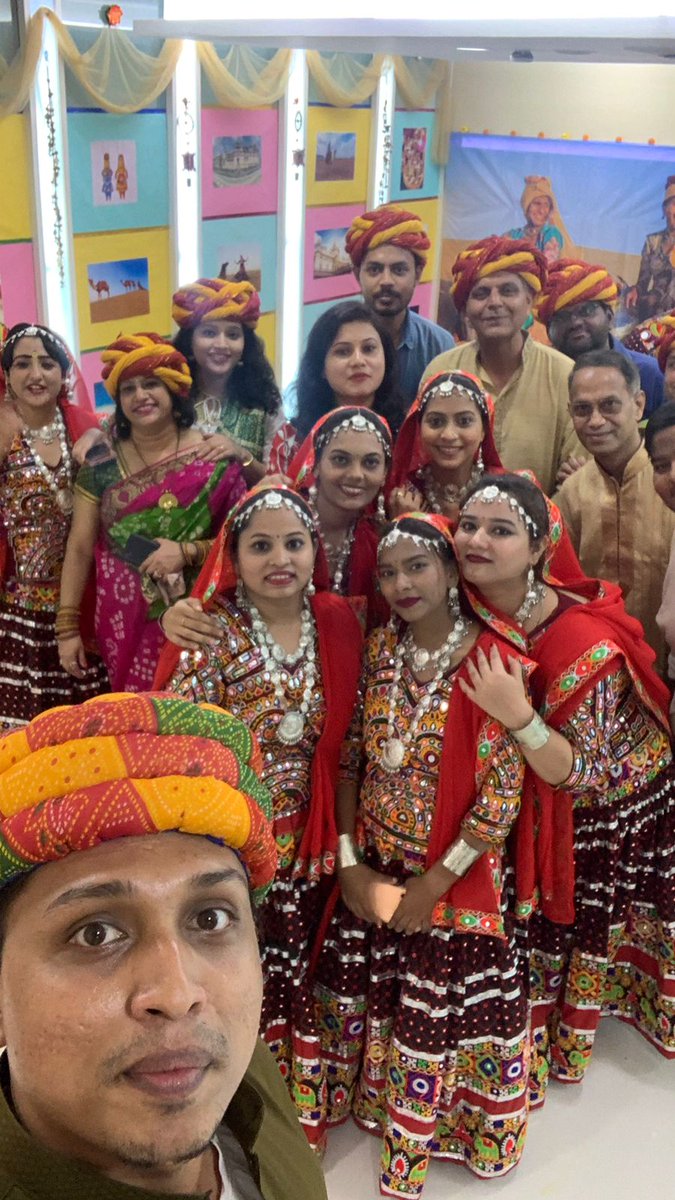 Life63moons1's tweet photo. #diwalicelebrations at our office.
This floor broughts the colours &amp; flavours of Rajasthan
From folk dance/music to rich fighting spirit of Rajputs, Great king Maharana Pratap to rich food culture and length &amp; breadth across this state which has Forts, Greenery, desert and rivers https://t.co/zGpumjIHez