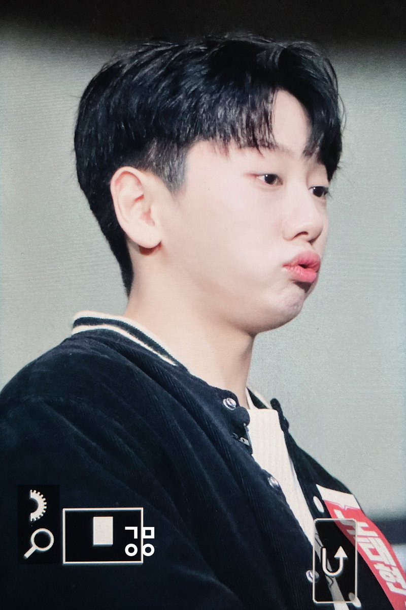 221023 SMF 리스펙 스테이지 ✧

𝗽𝗿𝗲𝘃𝗶𝗲𝘄

😗💋

#노태현 #ROHTAEHYUN
#엠비셔스 #MBITIOUS
#스맨파 #SMF