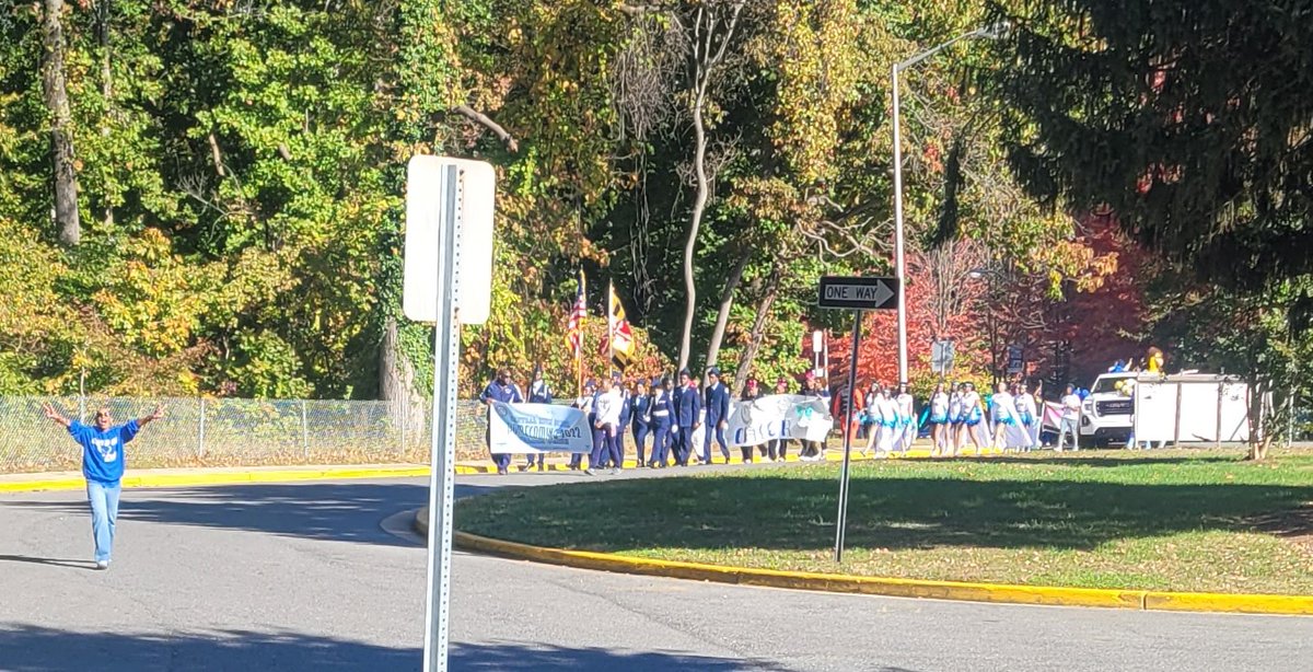 We had so much fun supporting <a href="/CHSFalcons1/">CHS Falcons</a> Homecoming Game Day activities!  
The Parade
#CHSFalcons #CHSHomecoming2022 #ParentSupportIsEverything