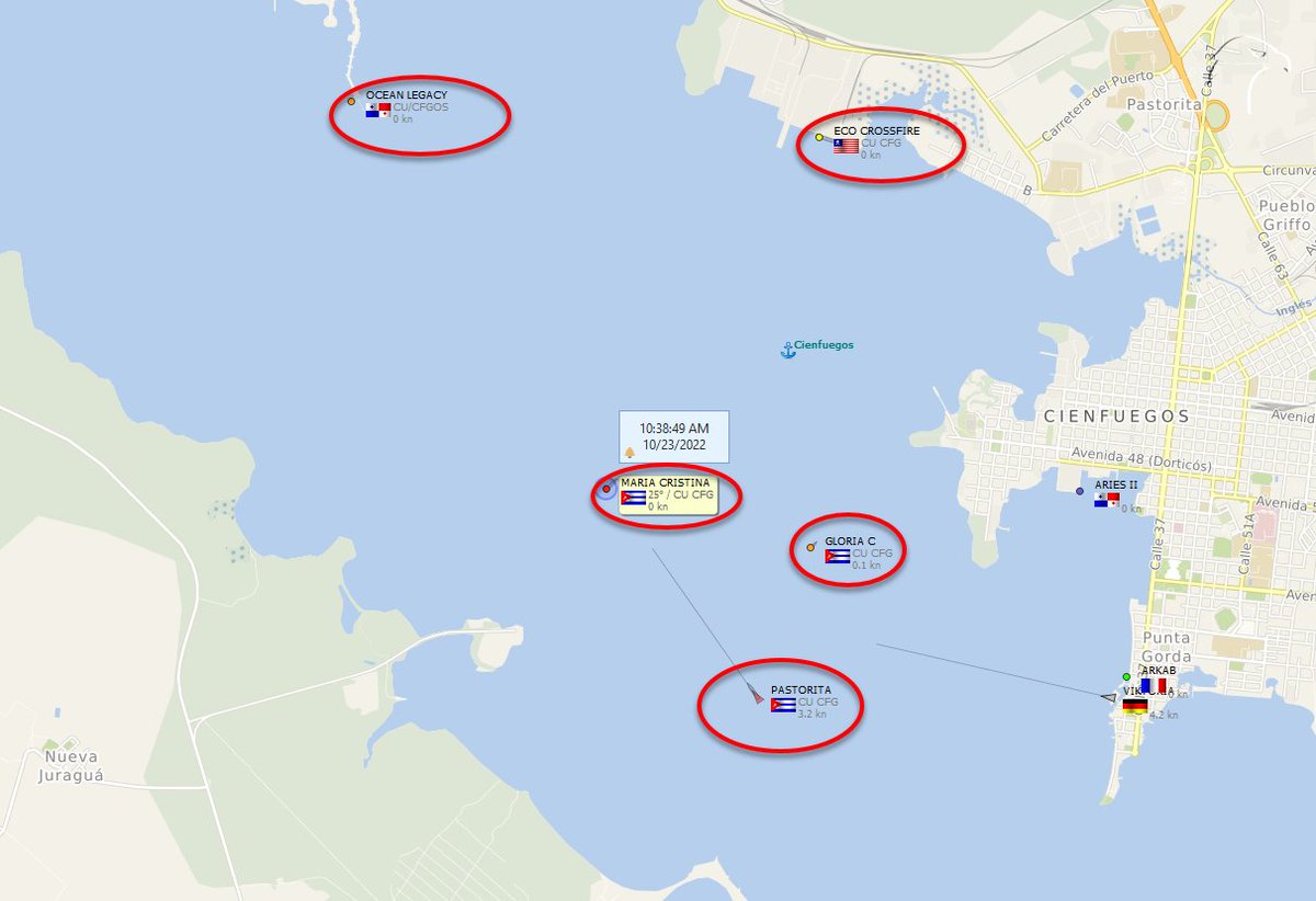 FlconEYES's tweet photo. Bahía de #CIENFUEGOS 
#OCEANLEGACY en el espigón
#MARIACRISTINA en espera 
#GLORIAC en espera
#ECOCROSSFIRE descargando en terminal
#PASTORITA entrando a la bahíac https://t.co/Cgdjh2hkpI