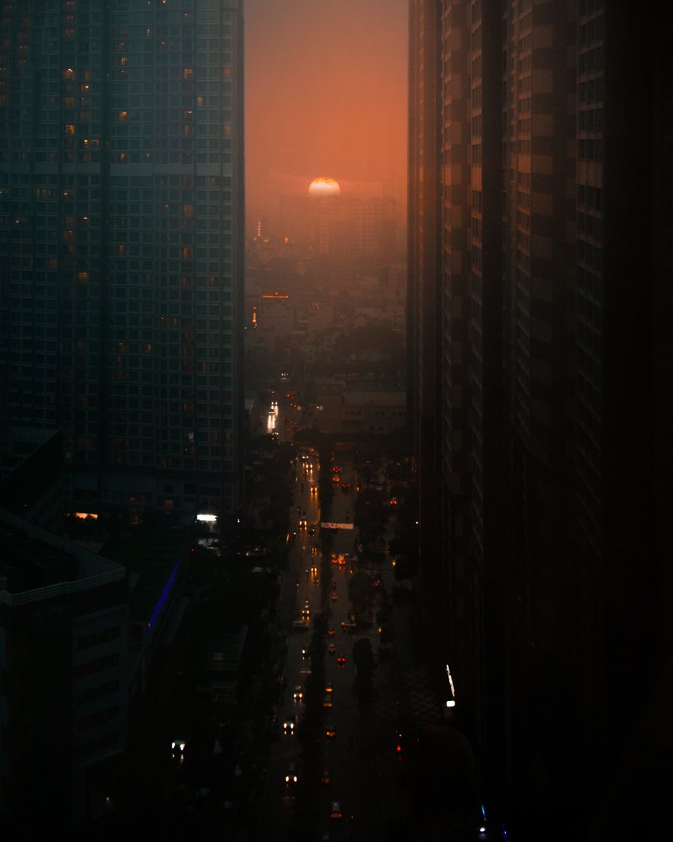 trungbaotr's tweet image. in-between