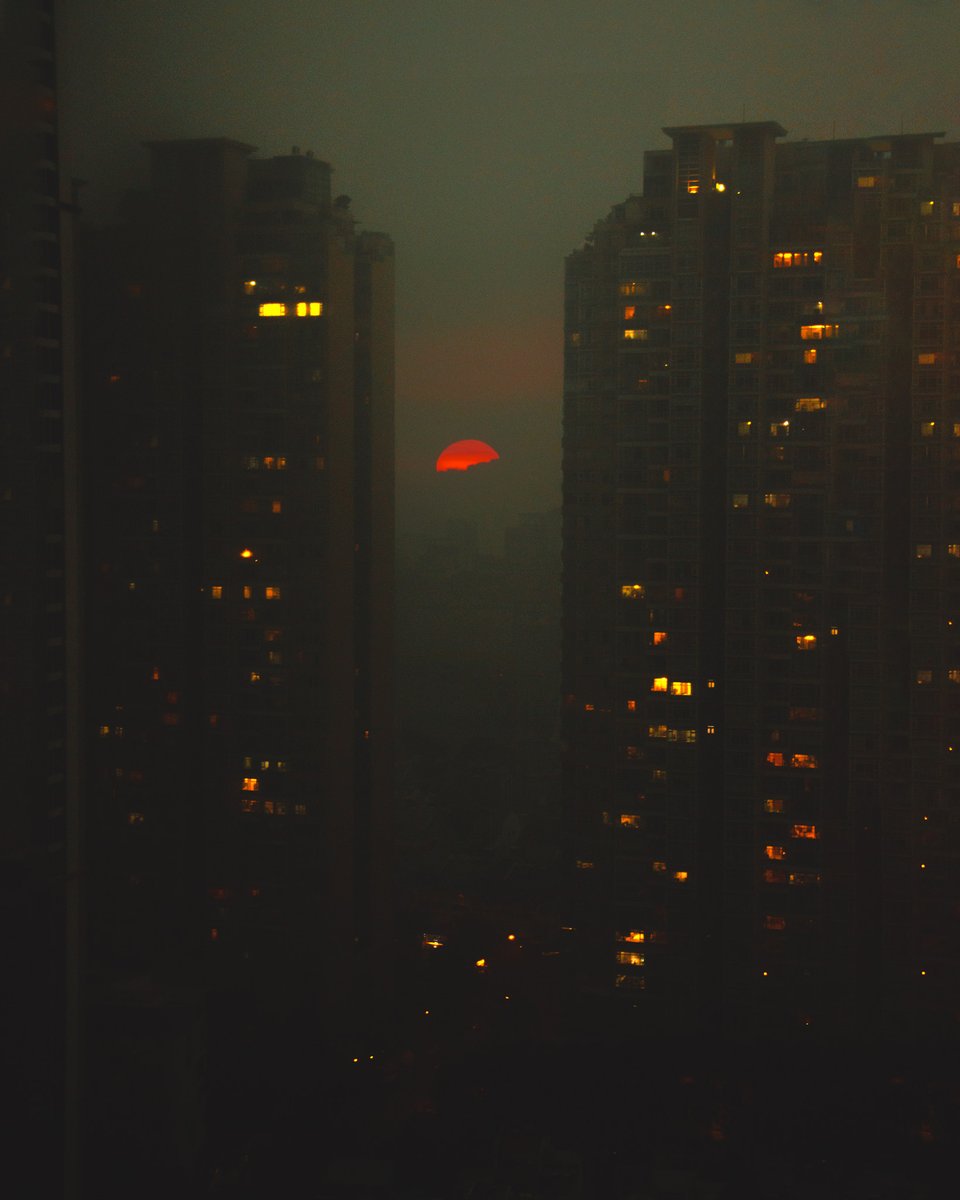 trungbaotr's tweet image. in-between