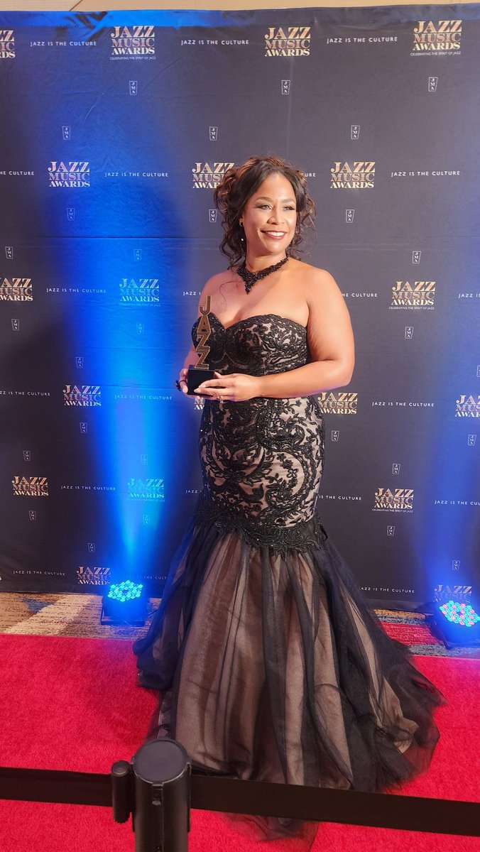I am on cloud 9...... 😊
Thank you, #JazzMusicAwards for the honor of winning Best Contemporary Artist at the inaugural event!! It was an incredible evening and a beautiful launch of a legacy to honor Jazz. My love and respect to all the nominees and honorees across the board. ❤️